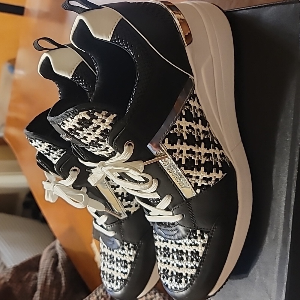 Michael Kors Platform Sneaker